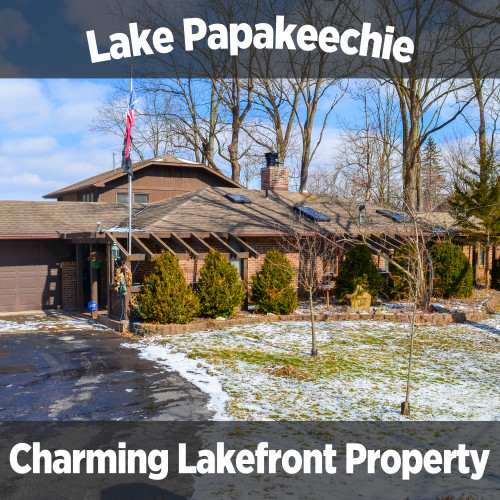 Charming 3 bedroom, 2.5 bath home on Lake Papakeechie in Syracuse IN